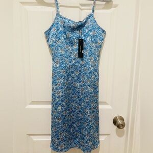 NWT VERO MODA size XS Floral Silky Blue Spaghetti Strap Dress